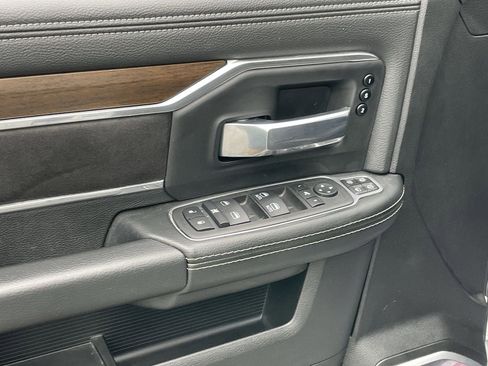 Used 2024 RAM 2500 Laramie image 13