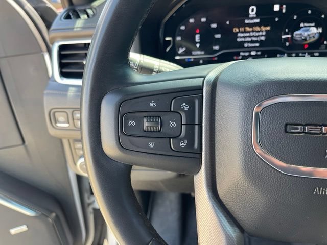 Used 2023 GMC Yukon Denali AWD/4WD image 15