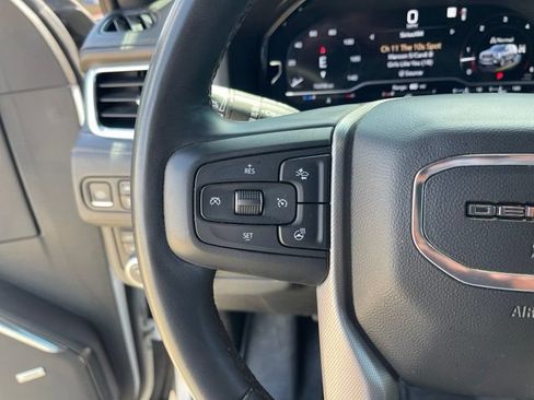 Used 2023 GMC Yukon Denali AWD/4WD image 15