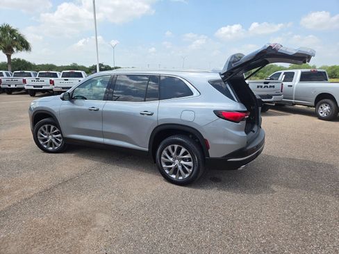 Used 2026 Buick Enclave Preferred FWD image 24