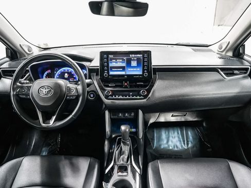 Certified 2022 Toyota Corolla Cross XLE w/ Convenience Package AWD/4WD image 13