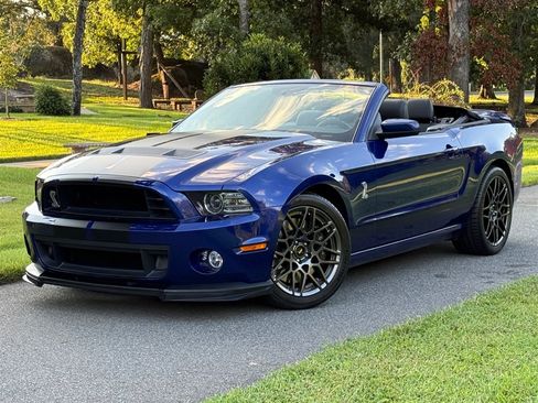 Used 2014 Ford Mustang Shelby GT500 w/ Equipment Group 821A RWD image 12