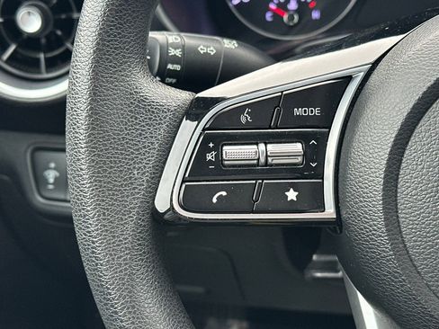 Used 2023 Kia Forte LXS image 24