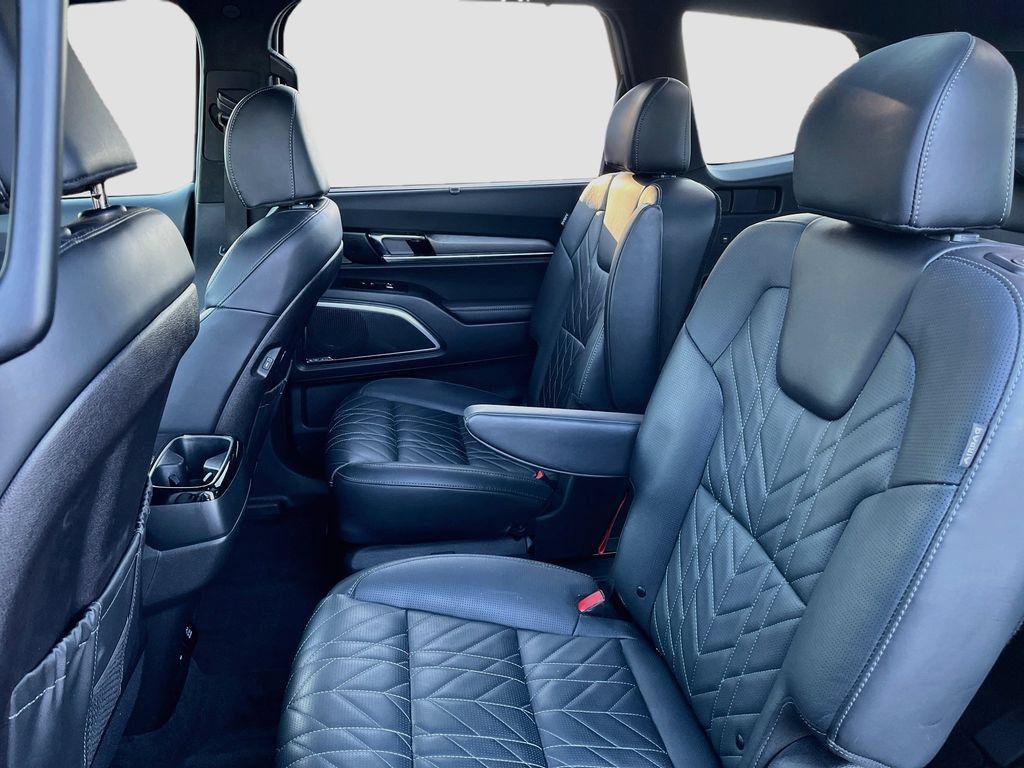 Used 2025 Kia Telluride SX Prestige X-Pro AWD/4WD image 26