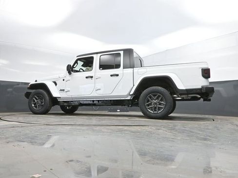 New 2026 Jeep Gladiator Sport image 39