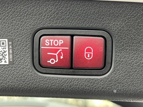 New 2026 Mercedes-Benz GLC 300 4MATIC image 25