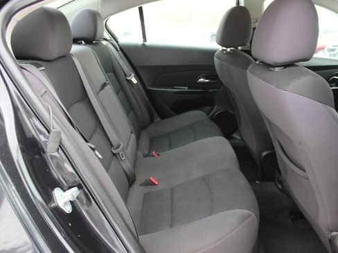 Used 2014 Chevrolet Cruze LT image 36