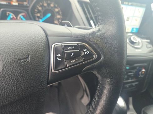 Used 2017 Ford Escape Titanium FWD image 17