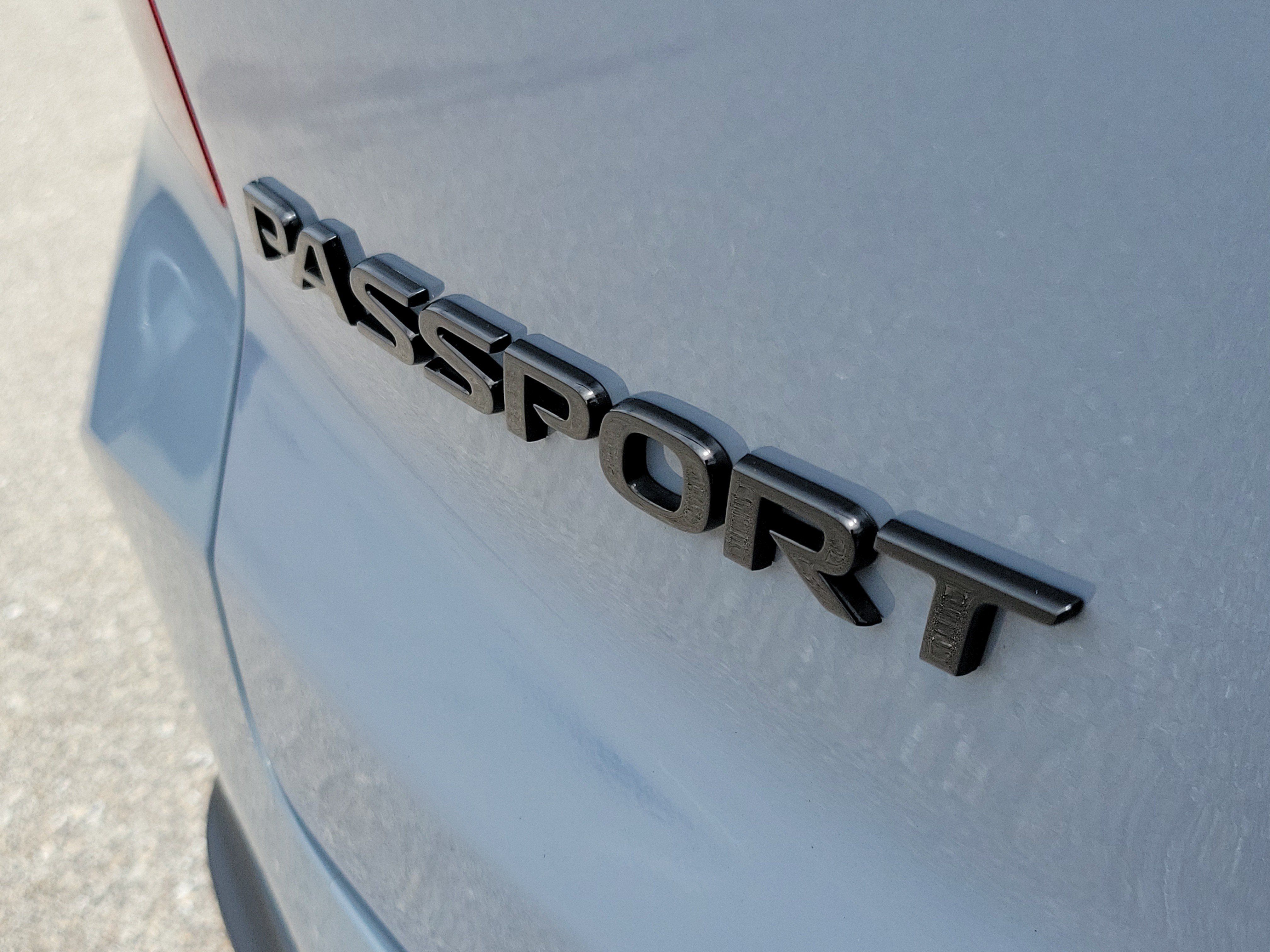 Used 2025 Honda Passport Black Edition image 9