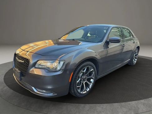 Used 2016 Chrysler 300 S RWD image 1