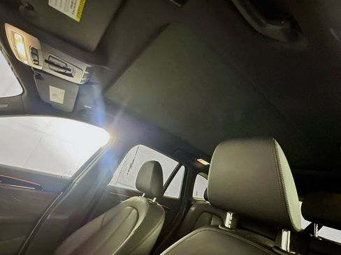 Used 2021 BMW X1 xDrive28i w/ Premium Package image 25