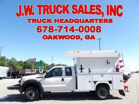 Used 2013 Ford F550 2WD SuperCab Super Duty w/ Payload Upgrade Pkg image 2