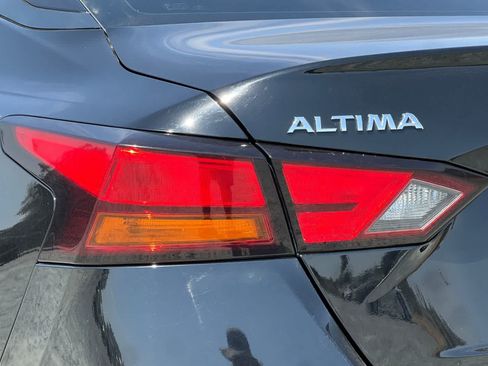 Used 2021 Nissan Altima 2.5 SV FWD image 33