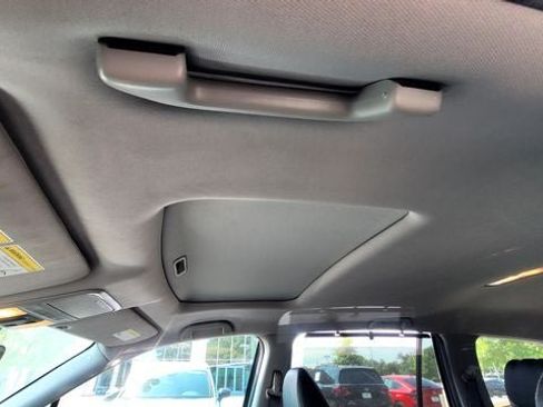 Used 2022 Honda Pilot Special Edition image 7