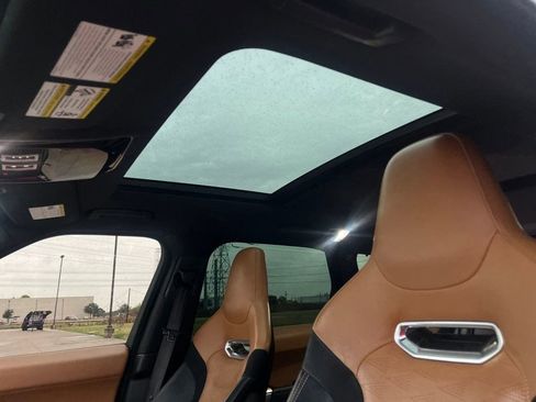 Used 2019 Land Rover Range Rover Sport SVR image 39