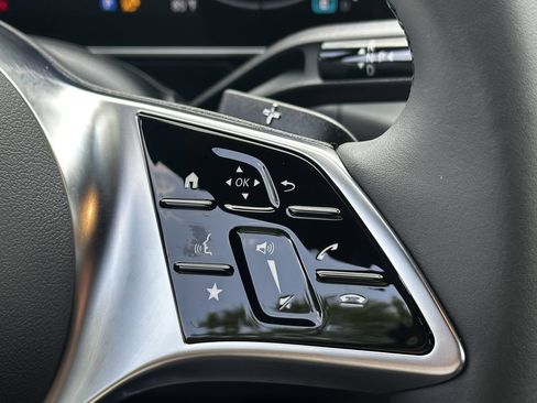 Certified 2026 Mercedes-Benz GLC 300 image 29