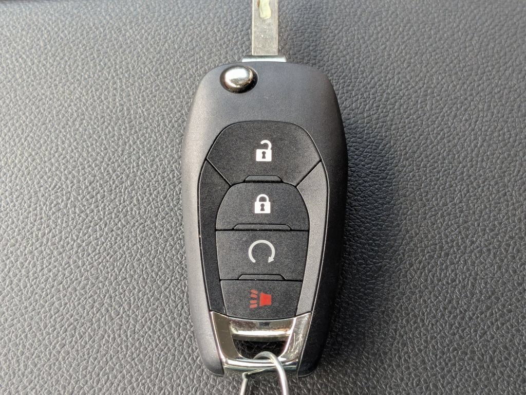Used 2025 Chevrolet Trax LS w/ Driver Confidence Package FWD image 29