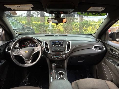 Used 2019 Chevrolet Equinox LT FWD image 15
