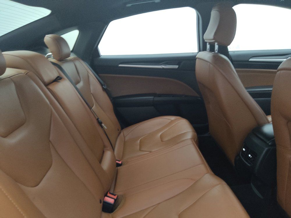 Used 2020 Ford Fusion Titanium AWD/4WD image 19