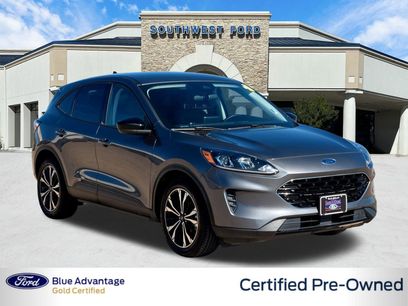 Used 2021 Ford Escape SE w/ SE Sport Appearance Package