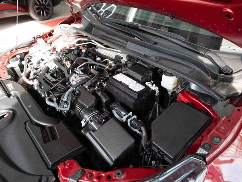 Used 2024 Toyota Corolla SE image 32