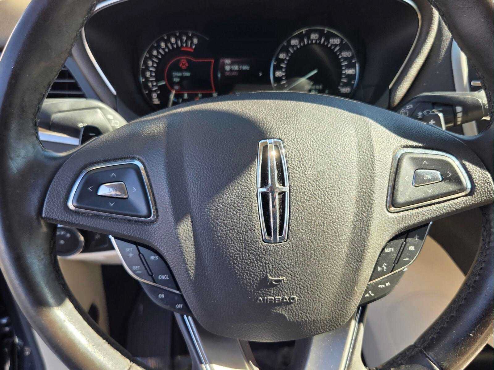 Used 2015 Lincoln MKC FWD w/ Equipment Group 101A Select image 28