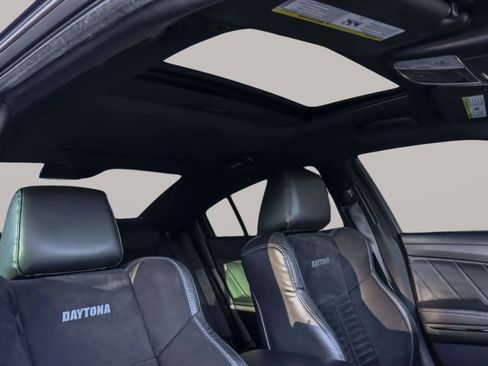 Used 2022 Dodge Charger Scat Pack w/ Daytona Edition Group image 37