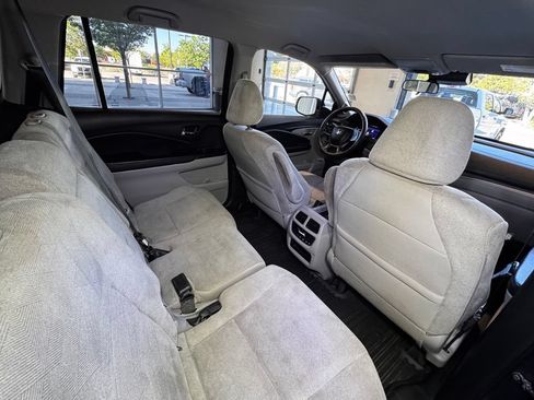 Used 2019 Honda Pilot EX image 52