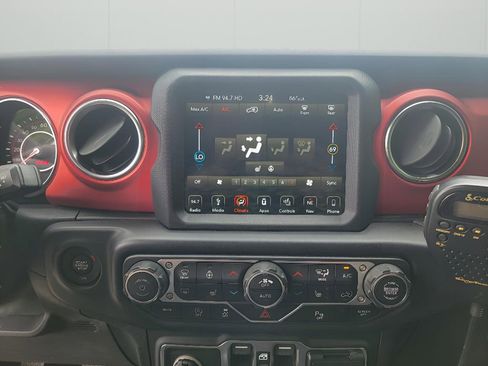 Used 2019 Jeep Wrangler Unlimited Rubicon AWD/4WD image 19