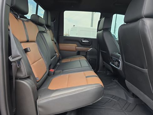 Used 2020 Chevrolet Silverado 2500 High Country w/ Z71 Off-Road Package AWD/4WD image 14
