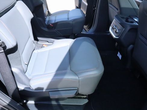 New 2025 Ford Expedition Active image 16