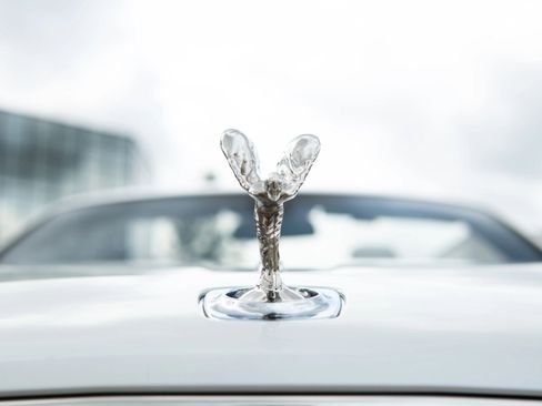 Used 2017 Rolls-Royce Dawn RWD image 34