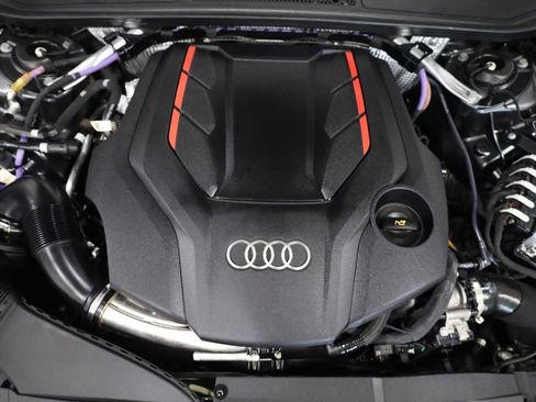 Used 2023 Audi S7 Prestige w/ Prestige Package image 40