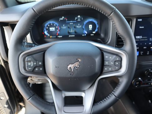 New 2025 Ford Bronco Big Bend image 3