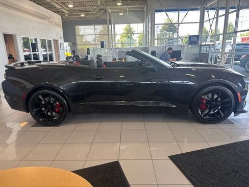 Used 2024 Chevrolet Camaro SS RWD image 6