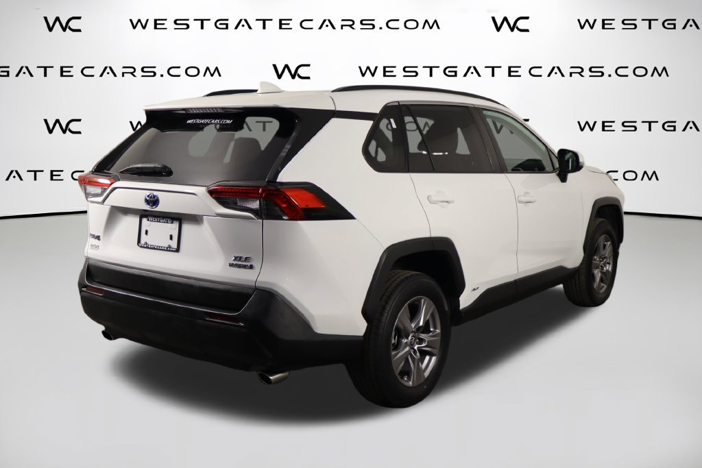 Used 2023 Toyota RAV4 XLE AWD/4WD image 46