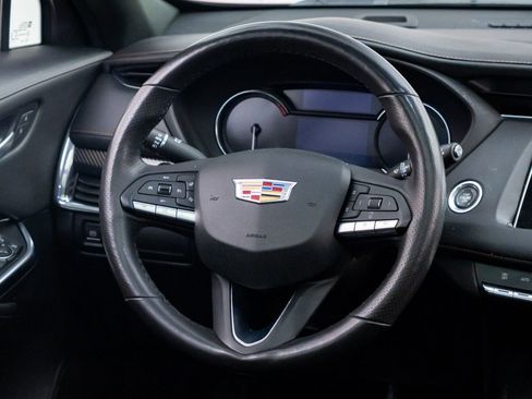 Used 2023 Cadillac XT4 Sport w/ Cold Weather Package AWD/4WD image 12