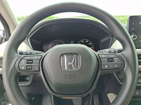 Certified 2026 Honda HR-V LX image 18