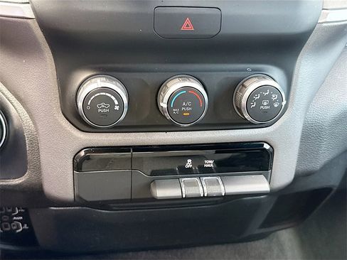 Used 2021 RAM 1500 Big Horn image 13