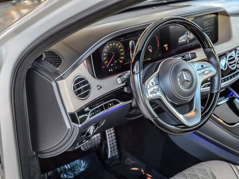 Used 2018 Mercedes-Benz S 560 4MATIC Sedan image 29