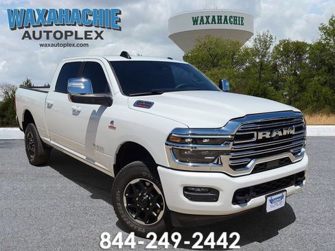 Used 2026 RAM 2500 Laramie AWD/4WD image 1