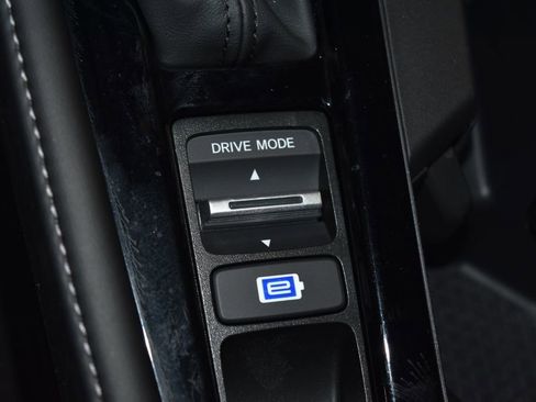 Used 2024 Honda Accord Touring image 18