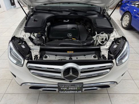 Used 2022 Mercedes-Benz GLC 300 4MATIC w/ Driver Assistance Package image 37
