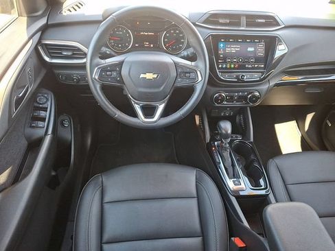 Certified 2023 Chevrolet TrailBlazer ACTIV w/ Sun and Liftgate Package AWD/4WD image 11
