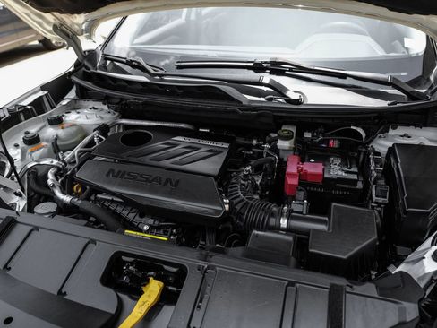 Used 2023 Nissan Rogue SV FWD image 50