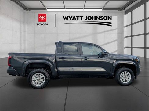 New 2026 Toyota Tacoma SR5 image 6