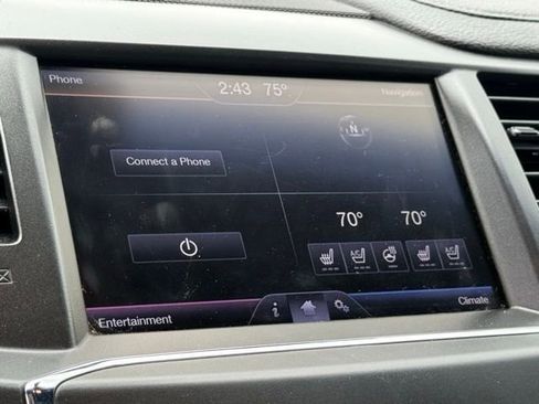 Used 2013 Lincoln MKS image 26