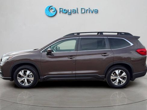 Used 2020 Subaru Ascent Premium w/ Convenience Package image 2