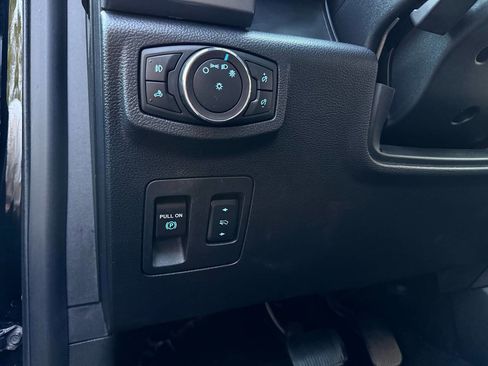 Used 2018 Ford F150 XLT w/ Equipment Group 302A Luxury AWD/4WD image 15