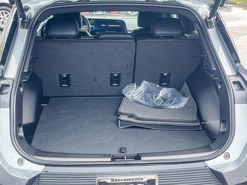 Used 2026 Chevrolet Equinox EV LT image 24